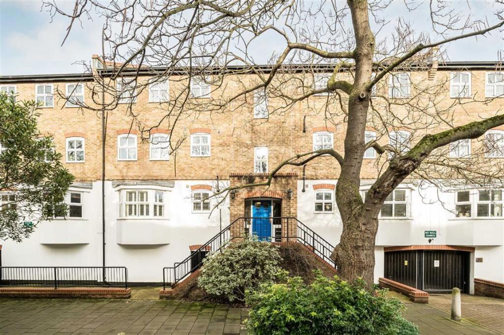 Main image of property: Vauxhall Grove, South Lambeth
