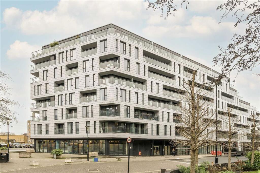 Main image of property: Webber Street, London Bridge