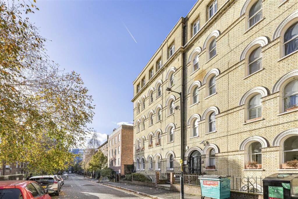 Main image of property: Bath Terrace, London Bridge