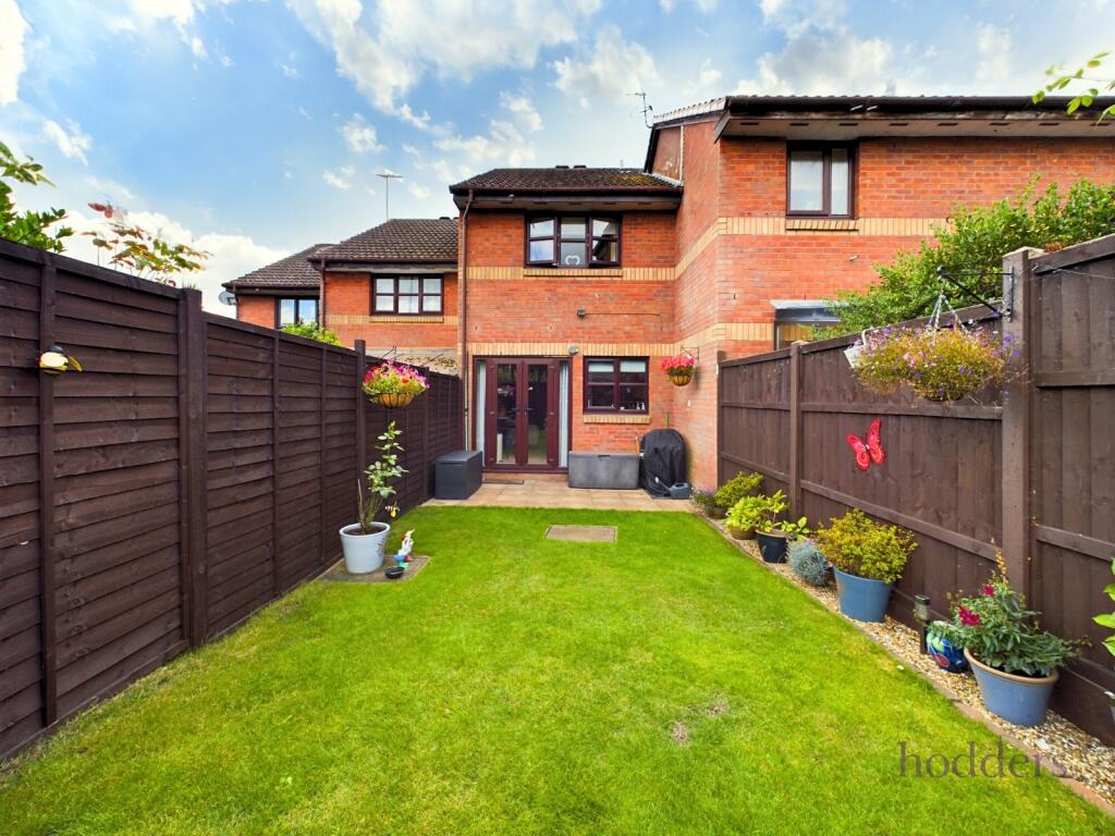 2 bedroom terraced house for sale in Ottershaw, Surrey, KT16
