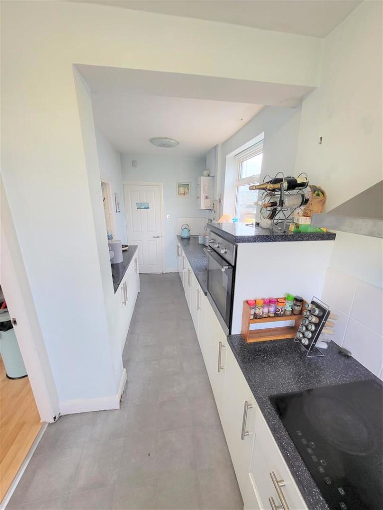 3 bedroom semidetached house for sale in Pendyffryn Road North, Rhyl, LL18