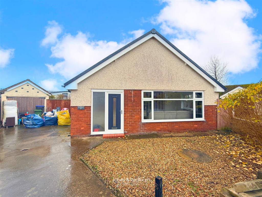 Main image of property: Prestatyn