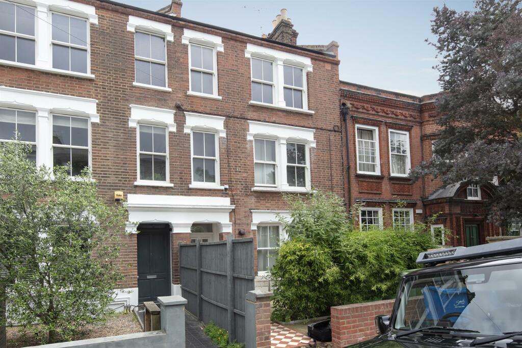 1 bedroom apartment for sale in Denman Road, Peckham, SE15