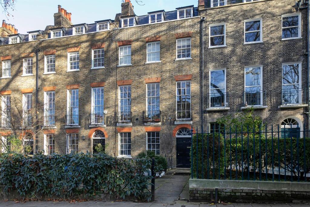 Main image of property: Camberwell Grove, Camberwell, SE5