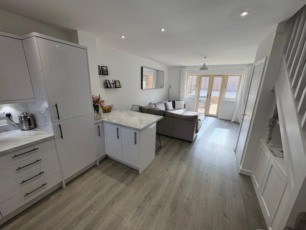 Main image of property: Park Road, Lutterworth, LE17