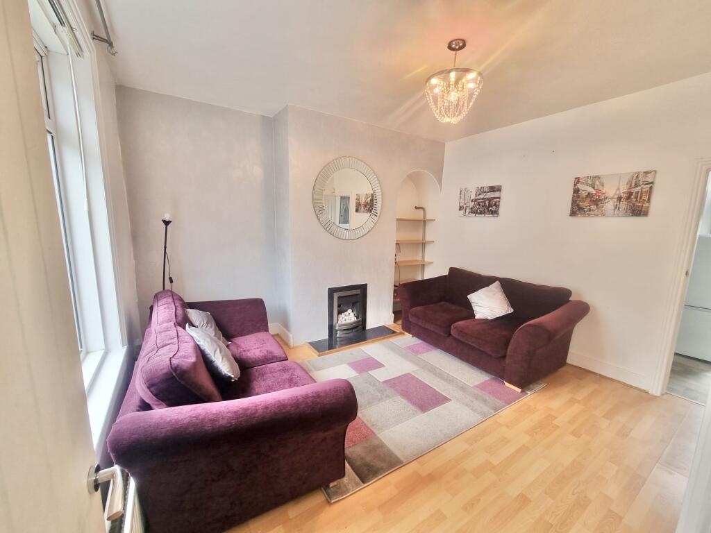 Main image of property: St. Pauls Road, HX1