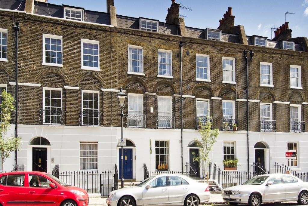 2 bedroom flat for sale in Claremont Square, London, N1, N1