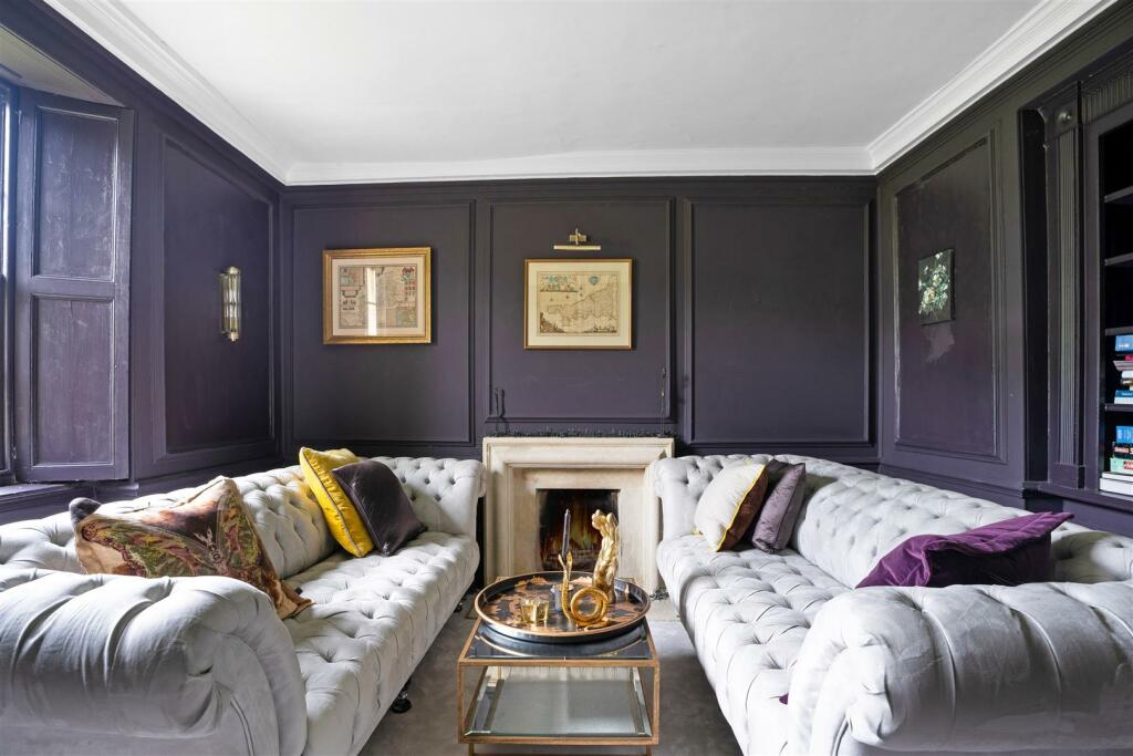 Main image of property: Lechlade, Gloucestershire