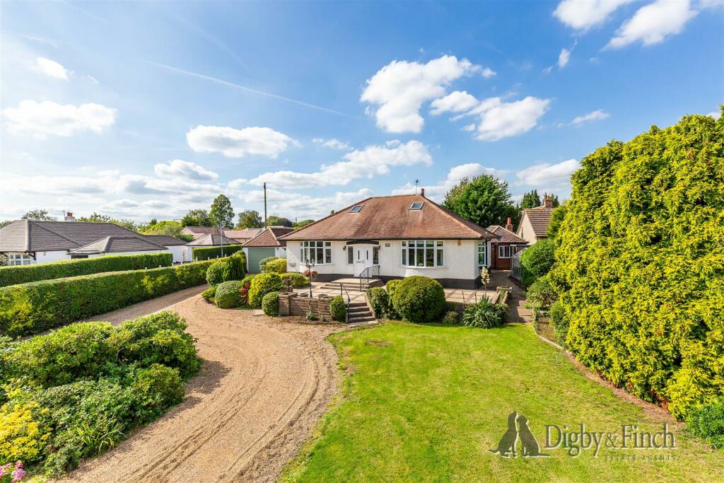 4 bedroom house for sale in Shelford Road, RadcliffeOnTrent