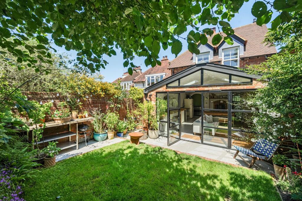 Main image of property: Copse Road, Haslemere, GU27