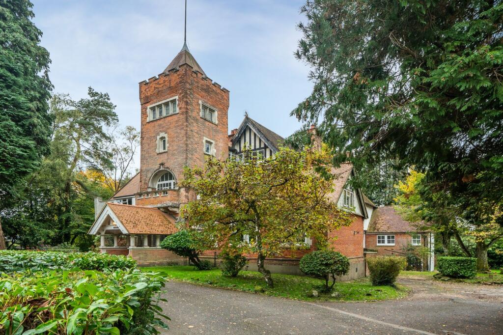 Main image of property: Tower Road, Heatherbank, GU26