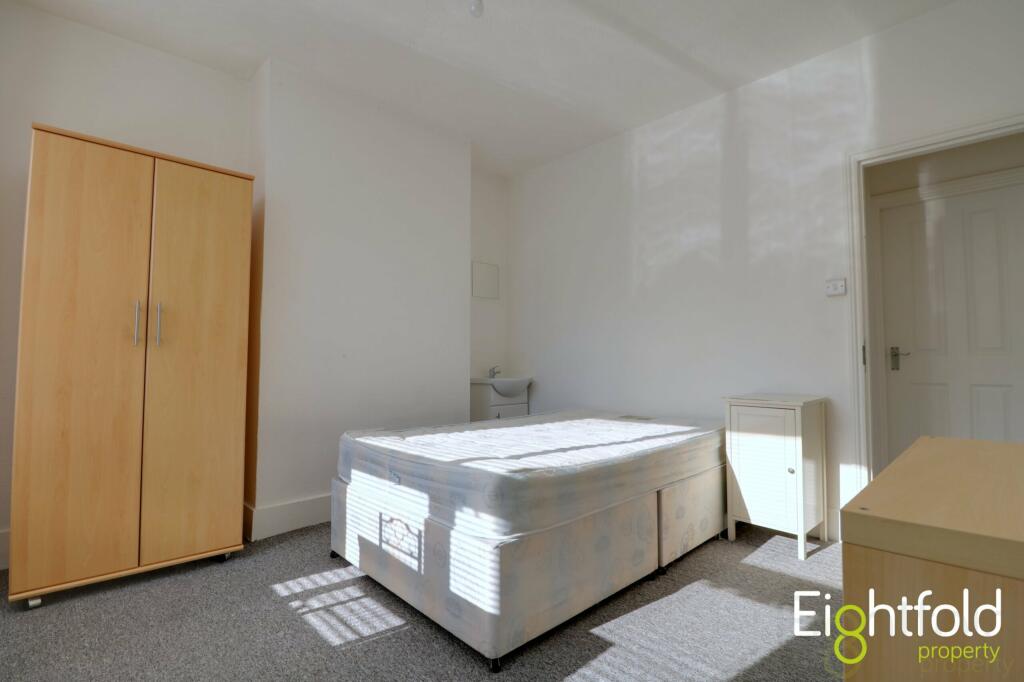 Additional property image - Totland Road, Brighton