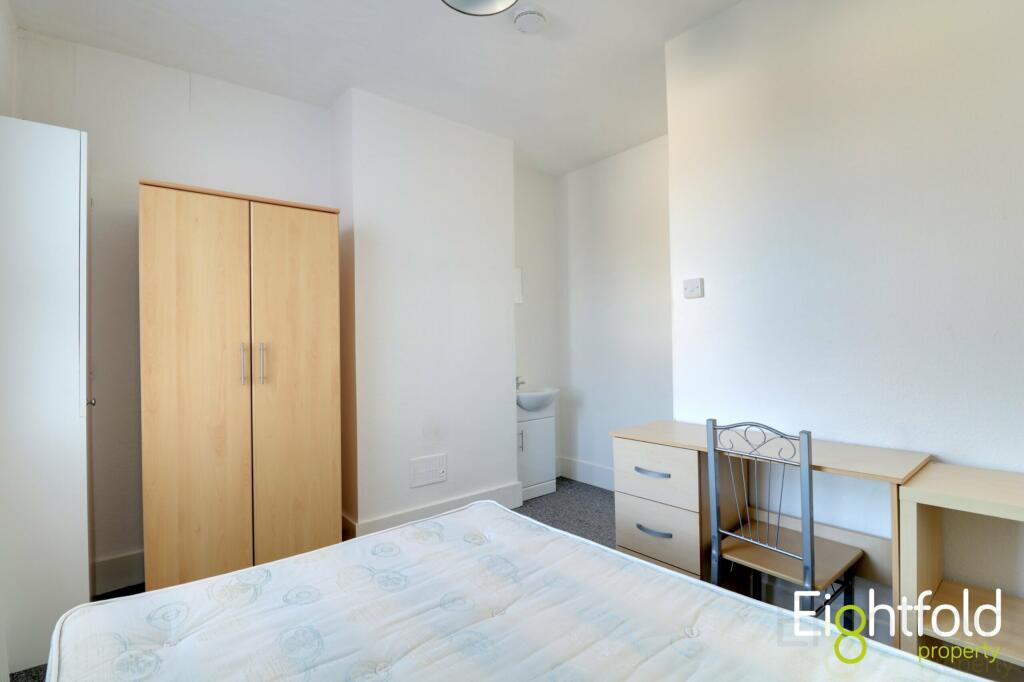 Additional property image - Totland Road, Brighton