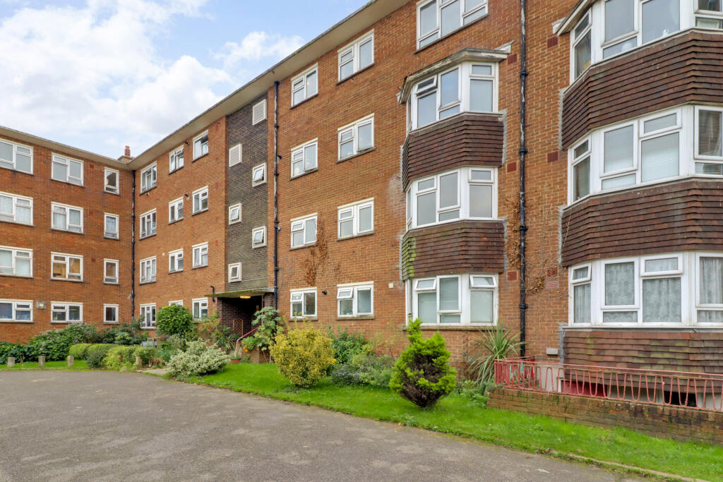 Main image of property: Flat 23, Westmount, Finsbury Road, Brighton, East Sussex