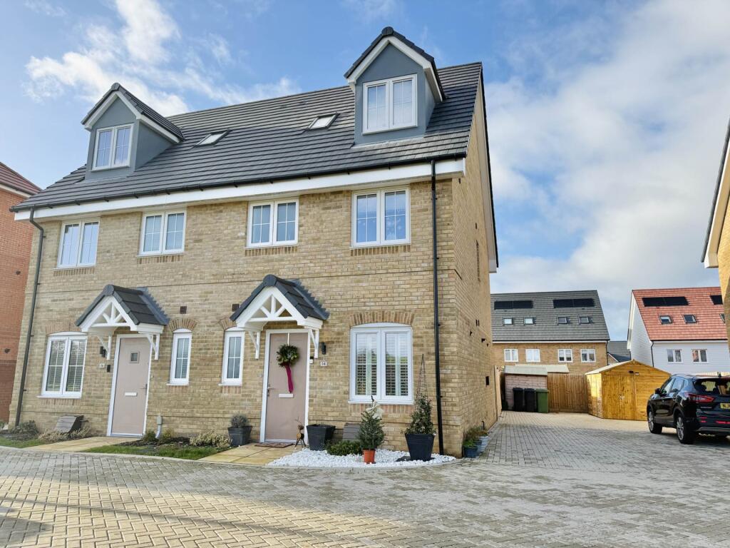 Main image of property: Ladyside Pike, Didcot