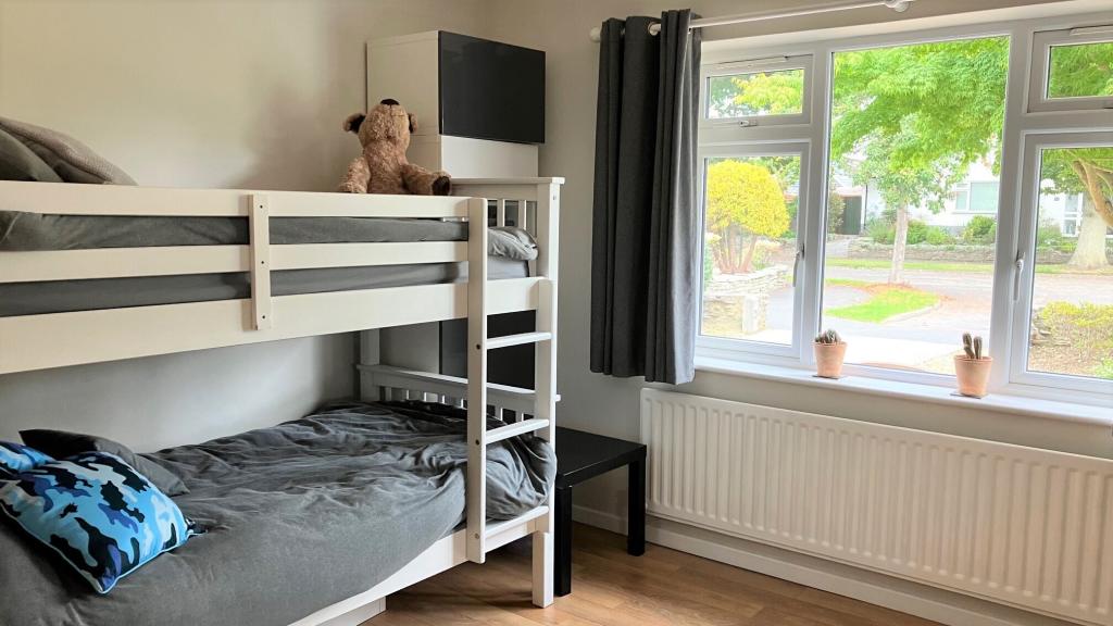 Additional property image - Appletree Close, New Milton