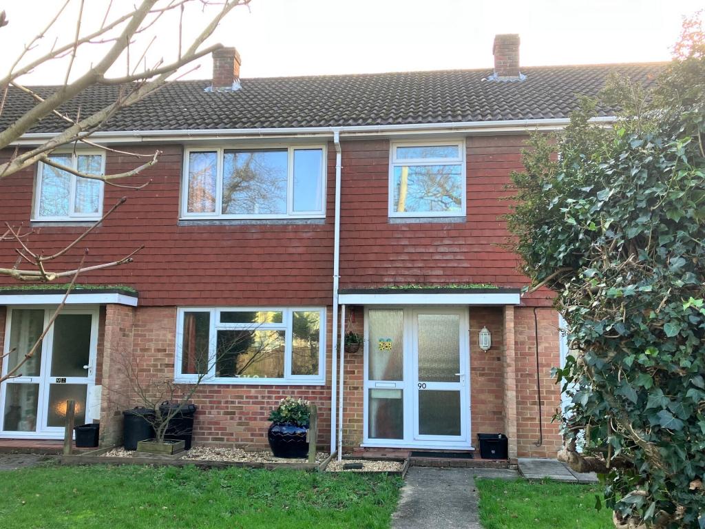 3 bedroom town house for sale in New Milton, BH25