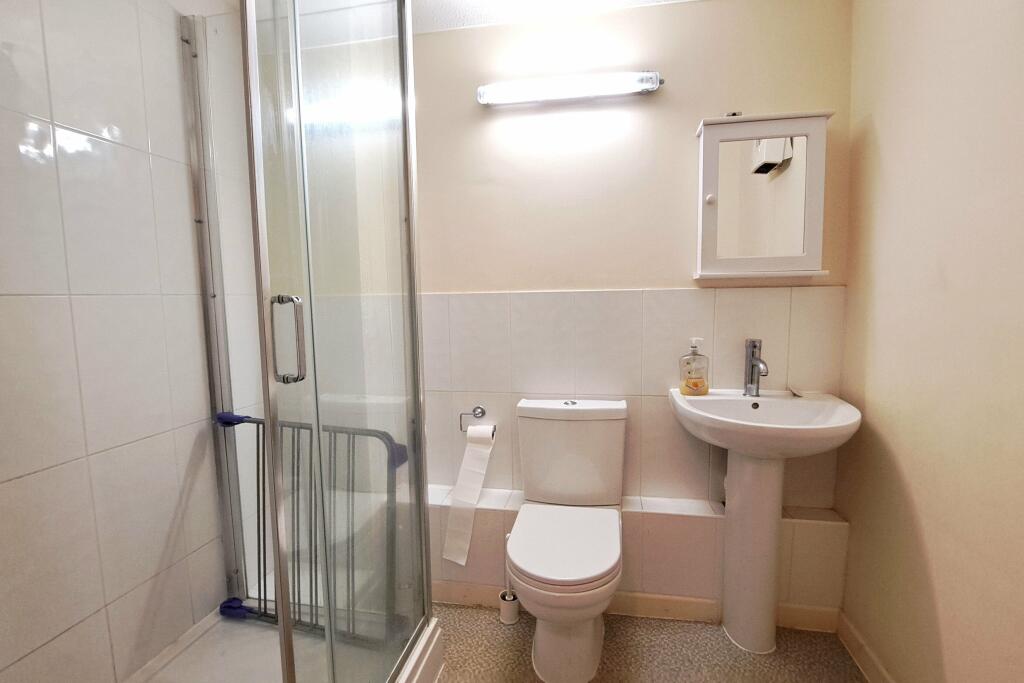 Additional property image - Station Road