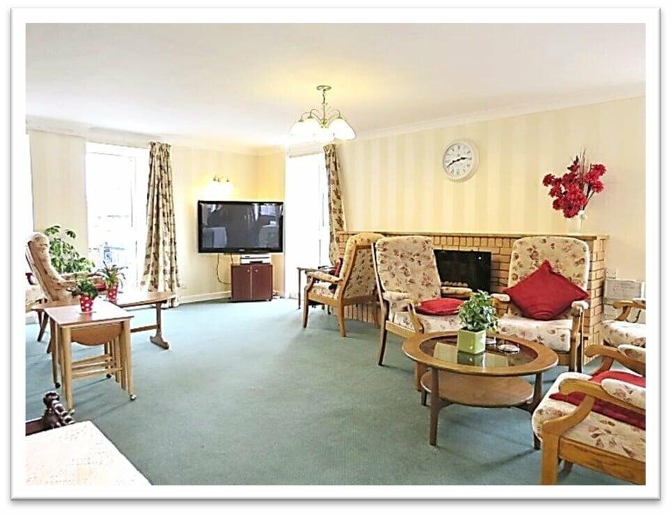 Additional property image - Station Road