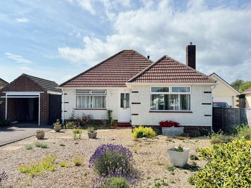 Main image of property: Durland Close New Milton BH25 6NJ