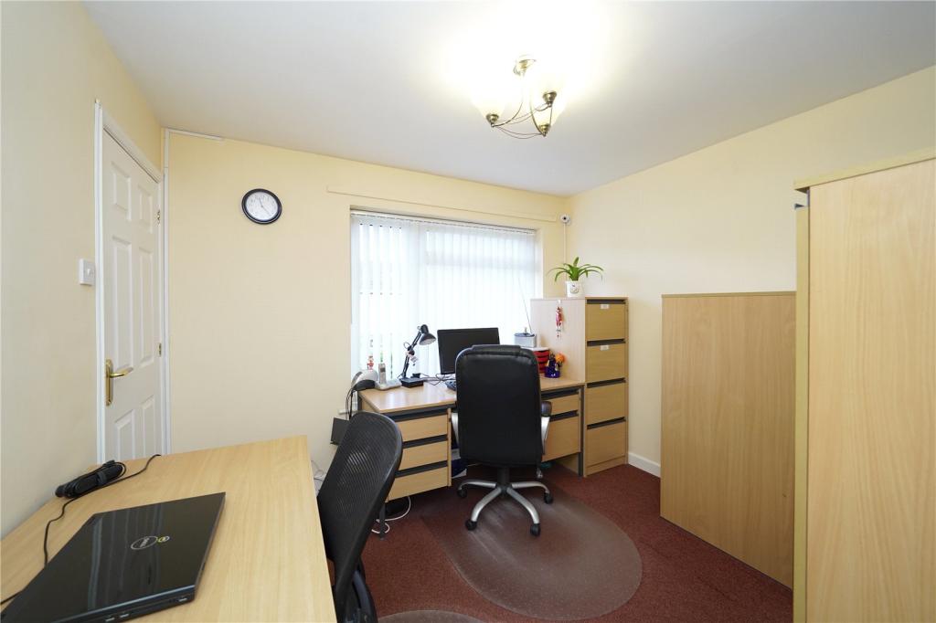 4 bedroom detached house for sale in River Gardens, Shawbury