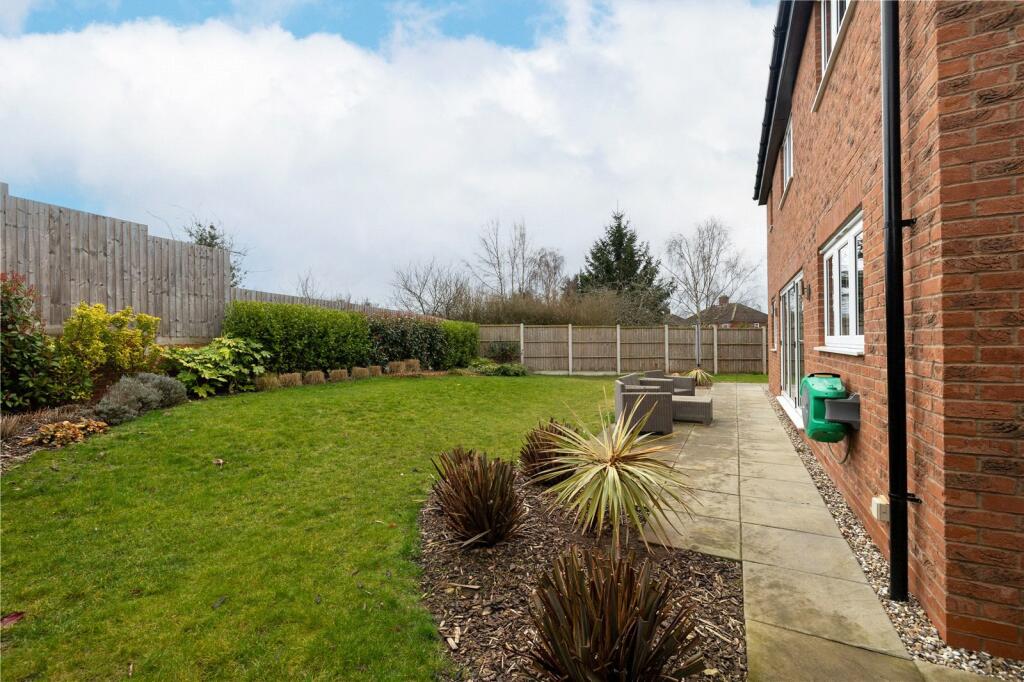 5 bedroom detached house for sale in Earls Way, High Ercall, Telford, TF6