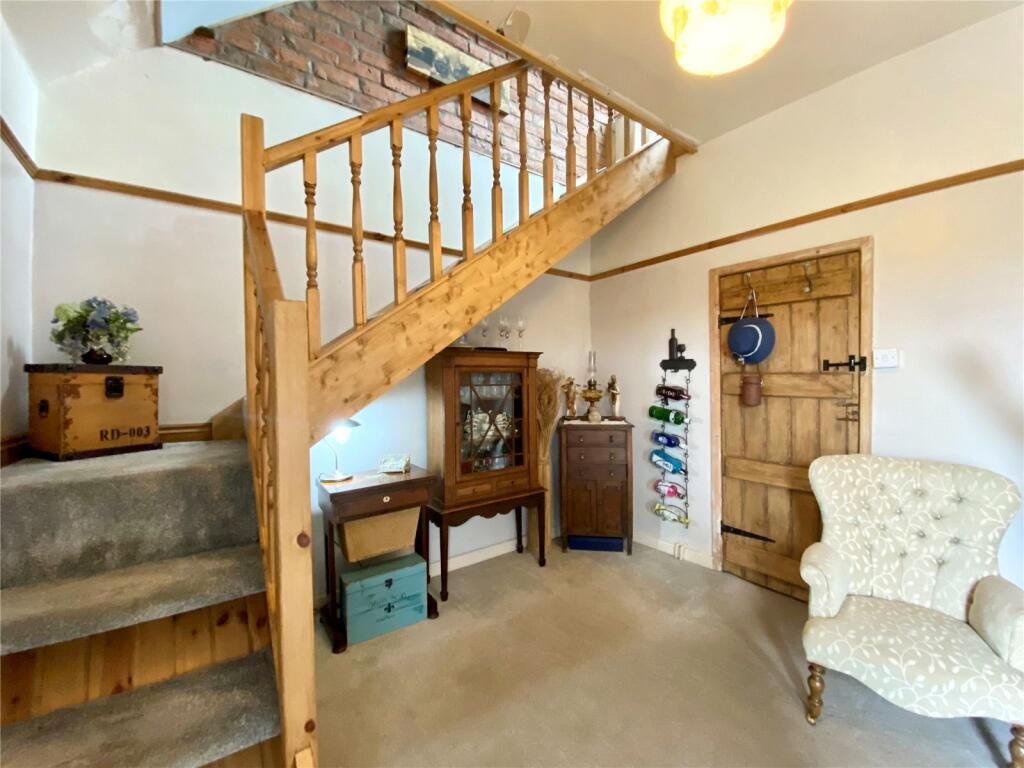 3 bedroom terraced house for sale in Wellington Road, Horsehay, Telford