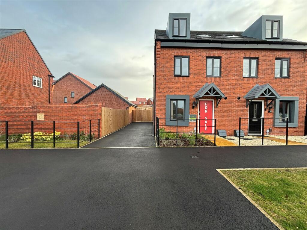 4 bedroom semidetached house for sale in Brookes Avenue, Newdale