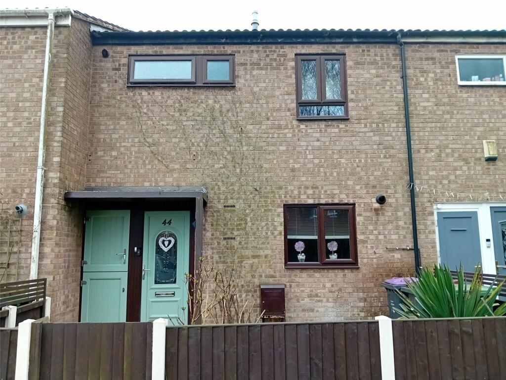 3 bedroom terraced house for sale in St. Davids Close, Malinslee