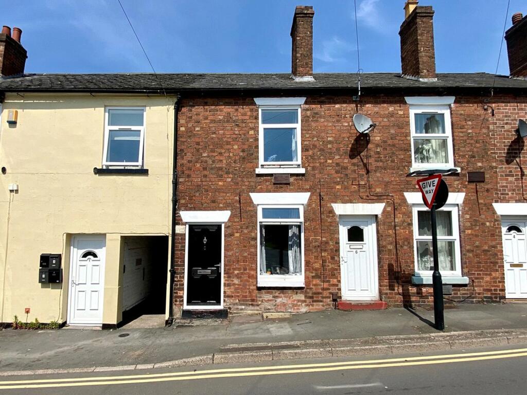 2 bedroom terraced house for sale in Slaney Street, Oakengates, Telford