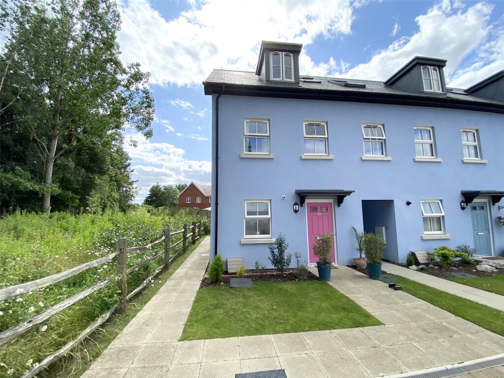 3 bedroom end of terrace house