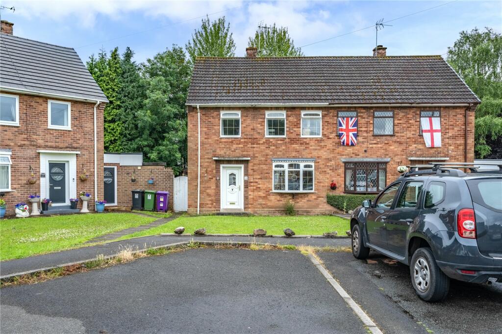 3 bedroom semidetached house for sale in Elmdon Close, Rakegate, Oxley