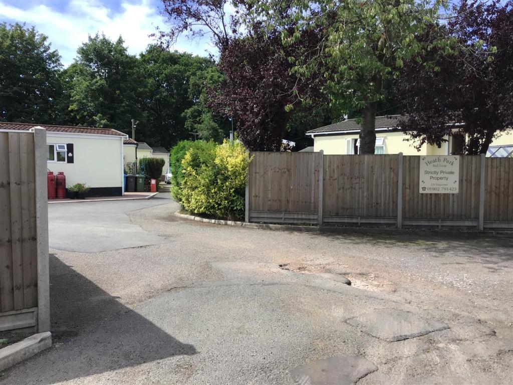 1 bedroom park home for sale in Heath Park, Coven Heath, WV10 7HA, WV10