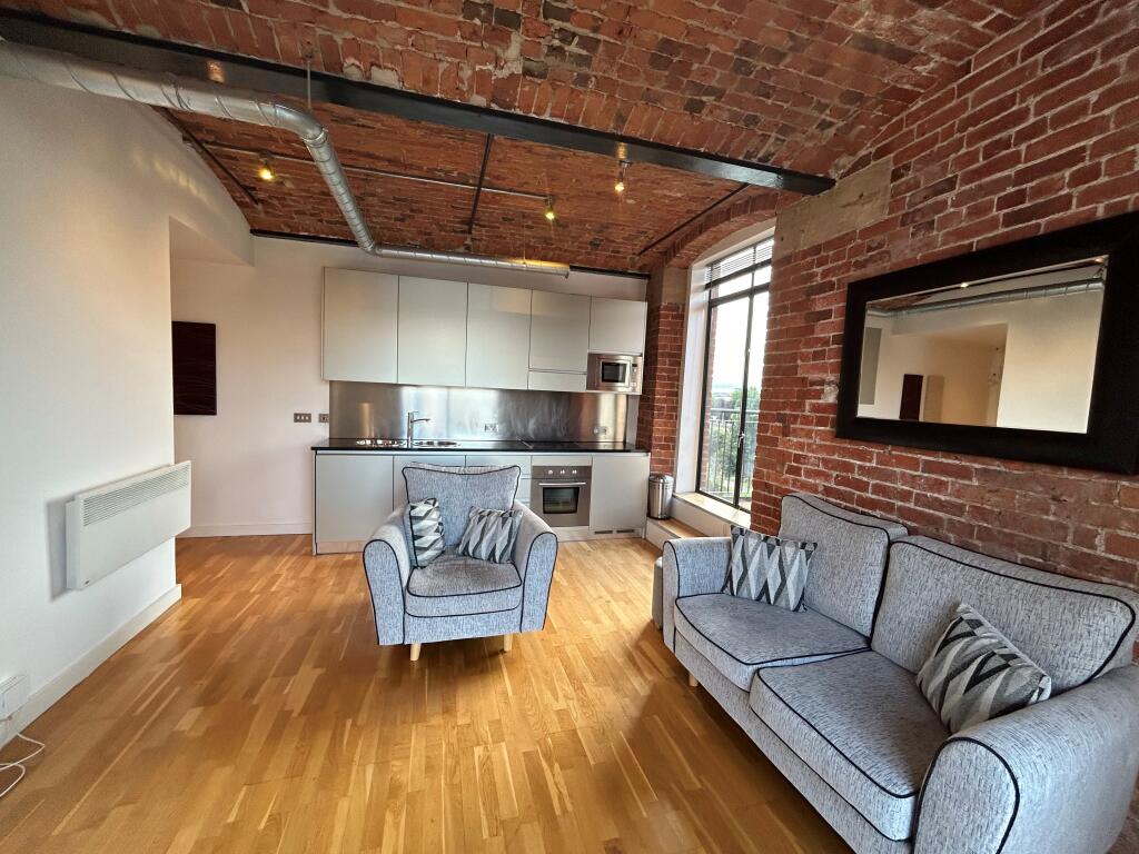 Main image of property: Roberts Wharf City Centre