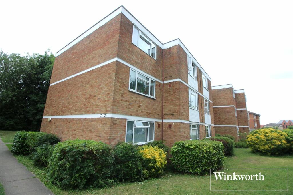 2 bedroom apartment for sale in Holt Close, Elstree, Borehamwood