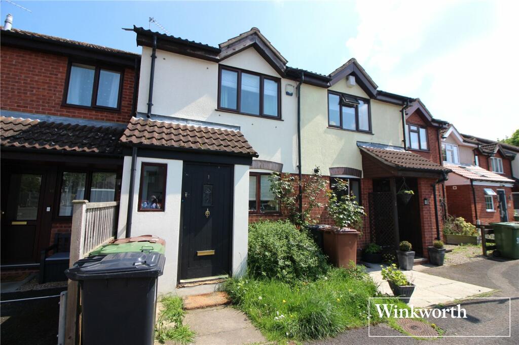 2 bedroom terraced house for sale in Hay Close, Borehamwood, WD6