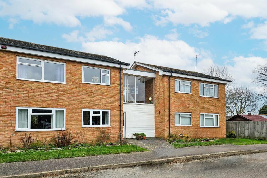 1 bedroom apartment for sale in Woottens Close, Comberton, Cambridge, CB23