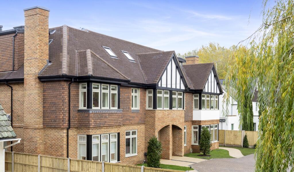 Main image of property: Ronmar, Leatherhead Road, Oxshott, KT22