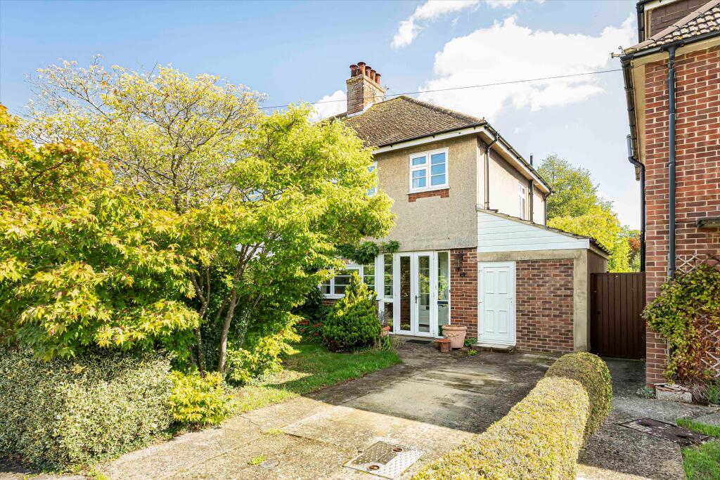 Main image of property: Linkside Avenue, North Oxford, OX2