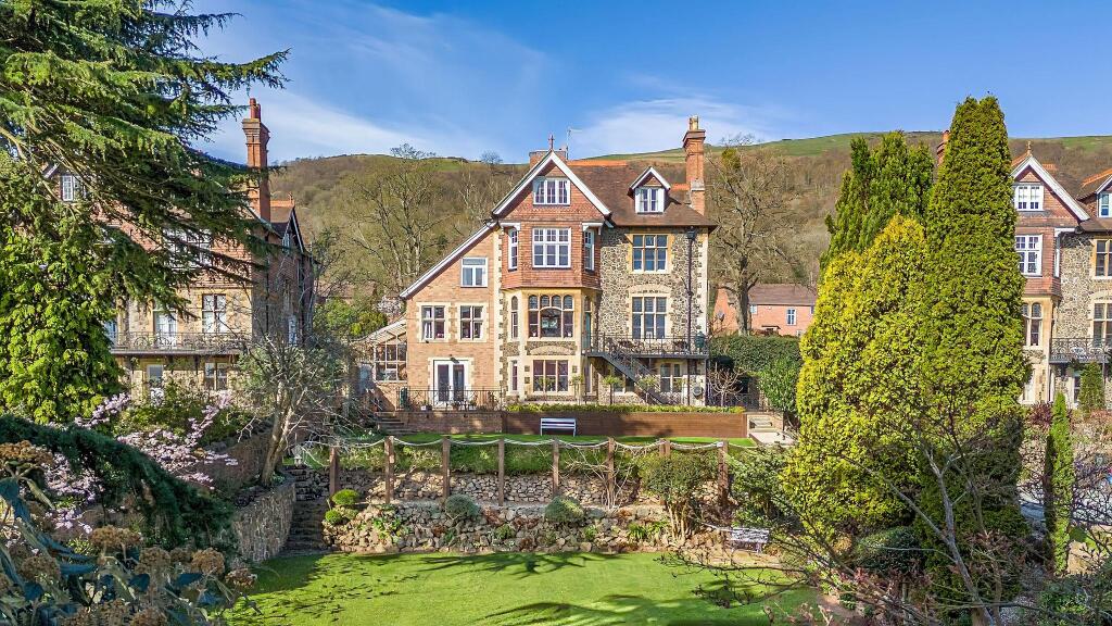 Main image of property: College Grove, Malvern, Worcestershire, WR14