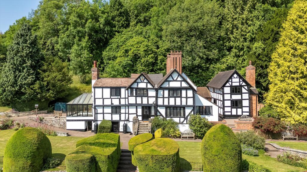 Main image of property: Woodbury Hill, Great Witley, Worcester, Worcestershire, WR6