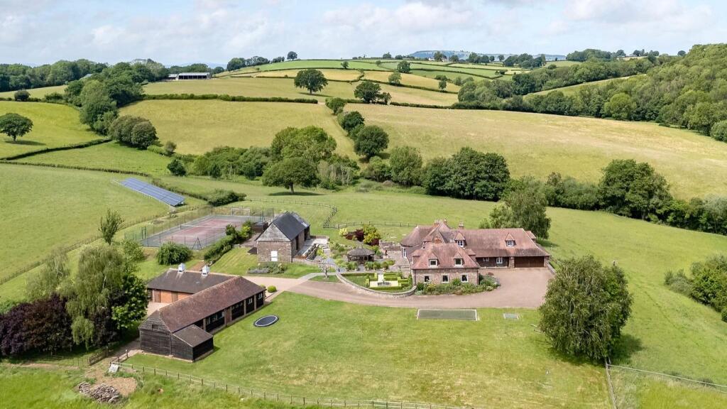 Main image of property: The Hendre, Monmouth, Monmouthshire, NP25