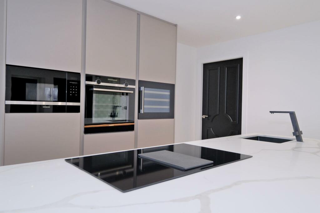 Additional property image - North Silver Street, Aberdeen, AB10.