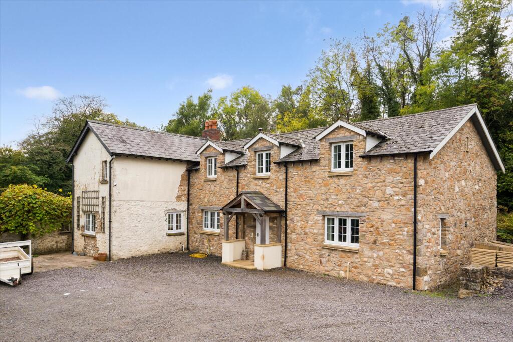 Main image of property: Minnetts Lane, Rogiet, Caldicot, Monmouthshire, NP26