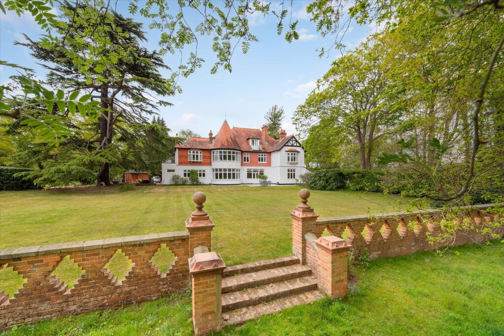 Main image of property: Lyne Crossing Road, Chertsey, Surrey, KT16