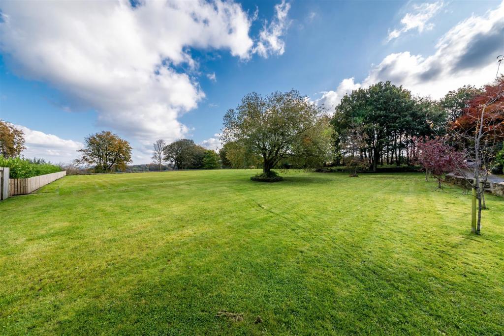 5 bedroom semidetached house for sale in Denby Grange Lane, Grange