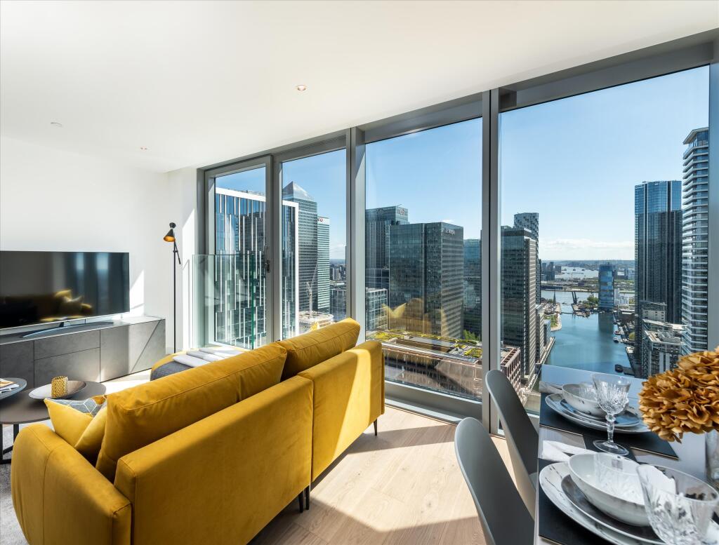 Main image of property: The Landmark Pinnacle, Westferry Road, Isle Of Dogs, London, E14
