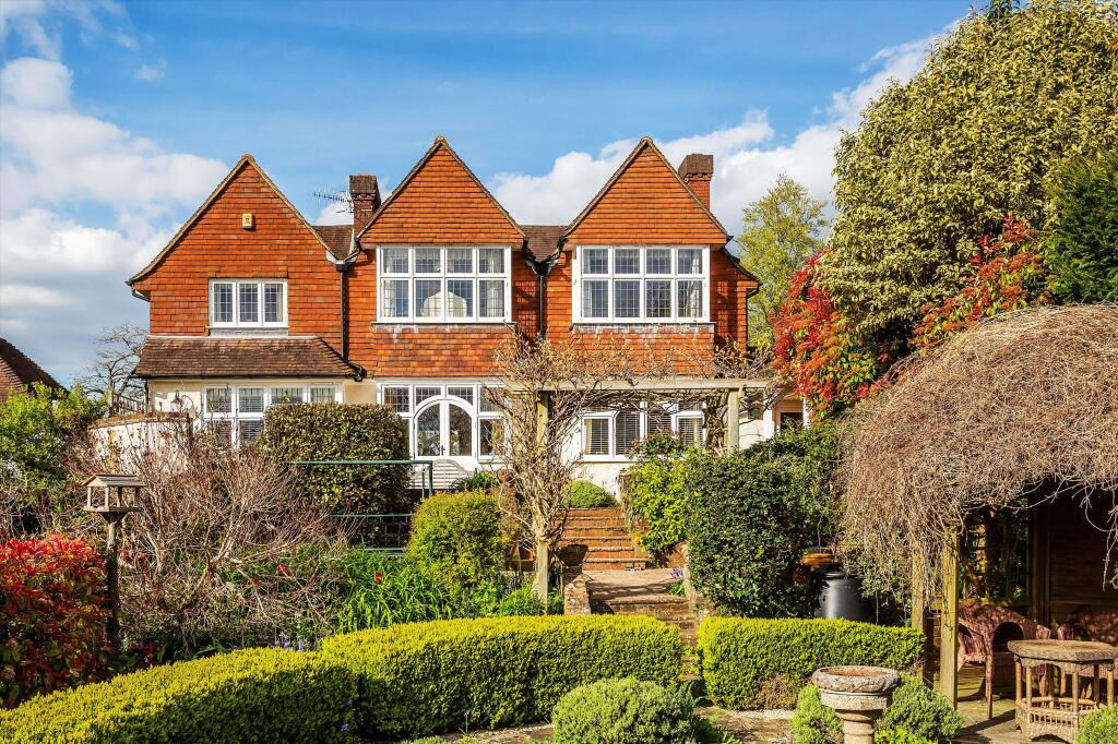 Main image of property: Pewley Hill, Guildford, Surrey, GU1.