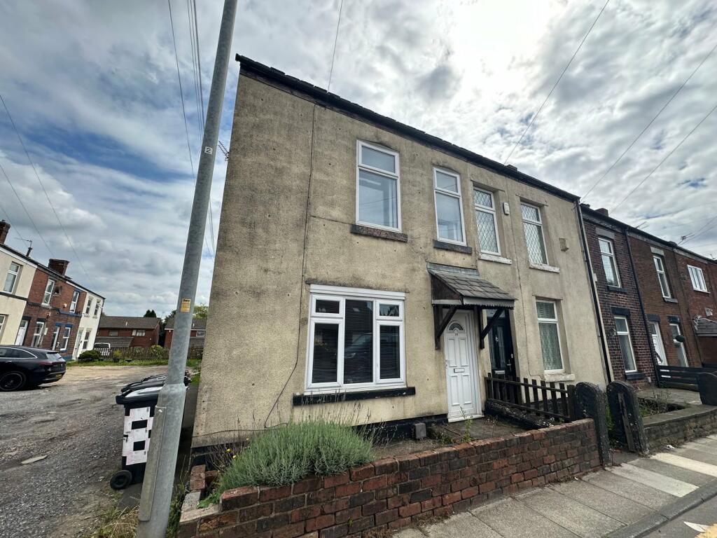 Main image of property: Higher Ainsworth Road, Radcliffe, Manchester, M26