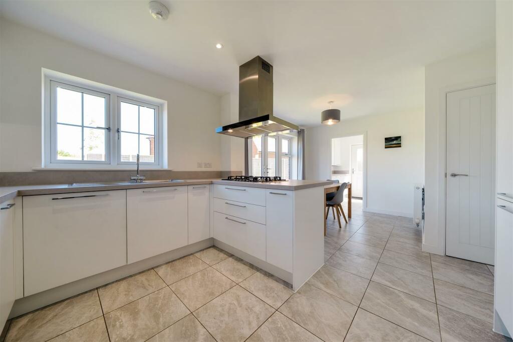 Additional property image - Alliss Gardens, Sandwich